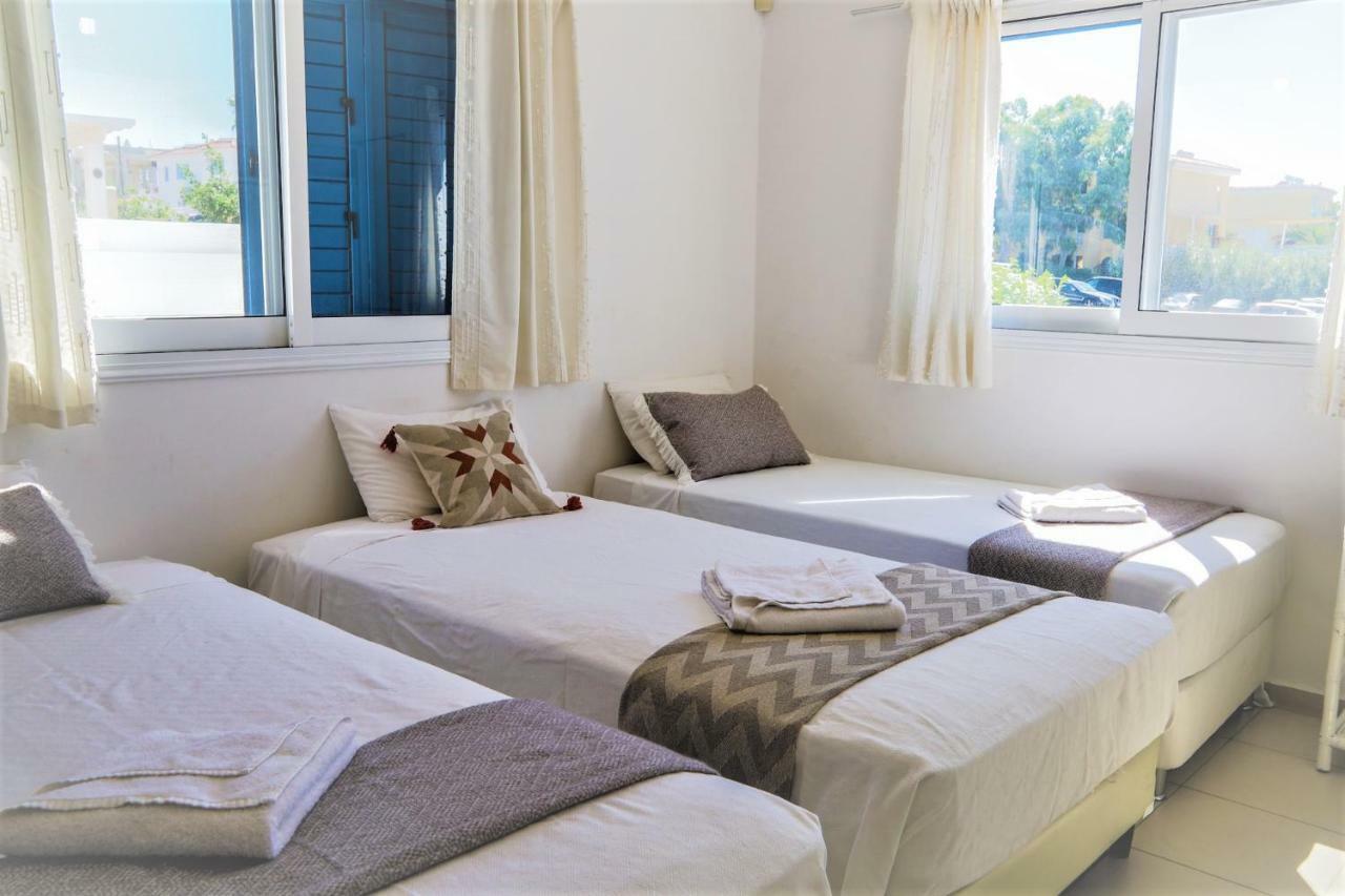 Phaedrus Living: Seaside Luxury Villa Anafi Паралимни Екстериор снимка